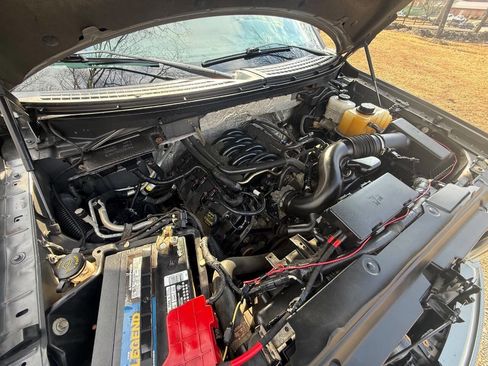 Used 2011 Ford F150 XLT image 71