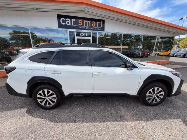 Used 2024 Subaru Outback Premium AWD/4WD image 8