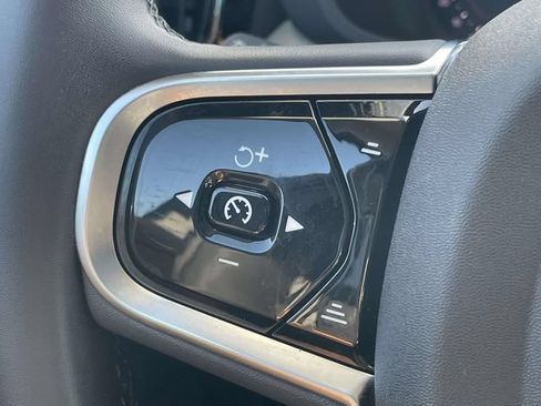 Certified 2025 Volvo XC60 T8 Ultra w/ Protection Package Premier AWD/4WD image 22