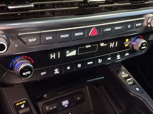 Used 2022 Kia Telluride EX w/ EX Premium Package image 20