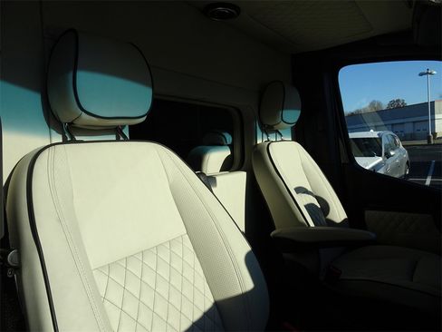 Used 2023 Mercedes-Benz Sprinter 3500 image 30