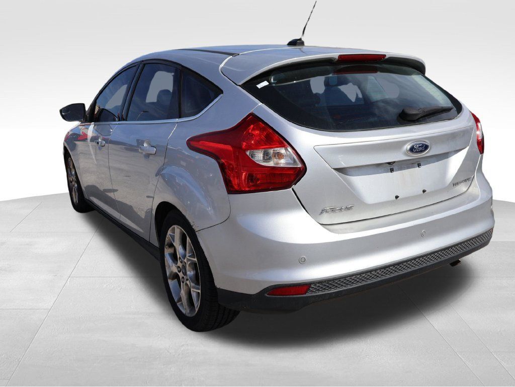 Used 2014 Ford Focus Titanium FWD image 22
