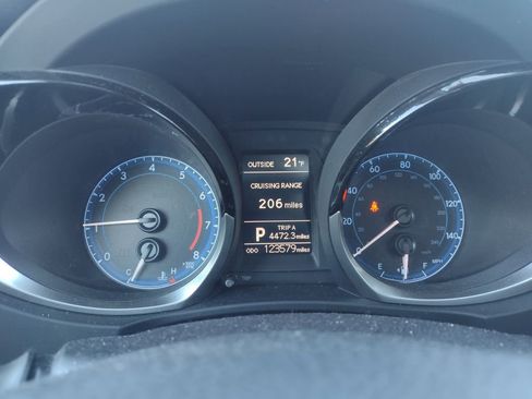 Used 2016 Toyota Corolla S Premium image 21