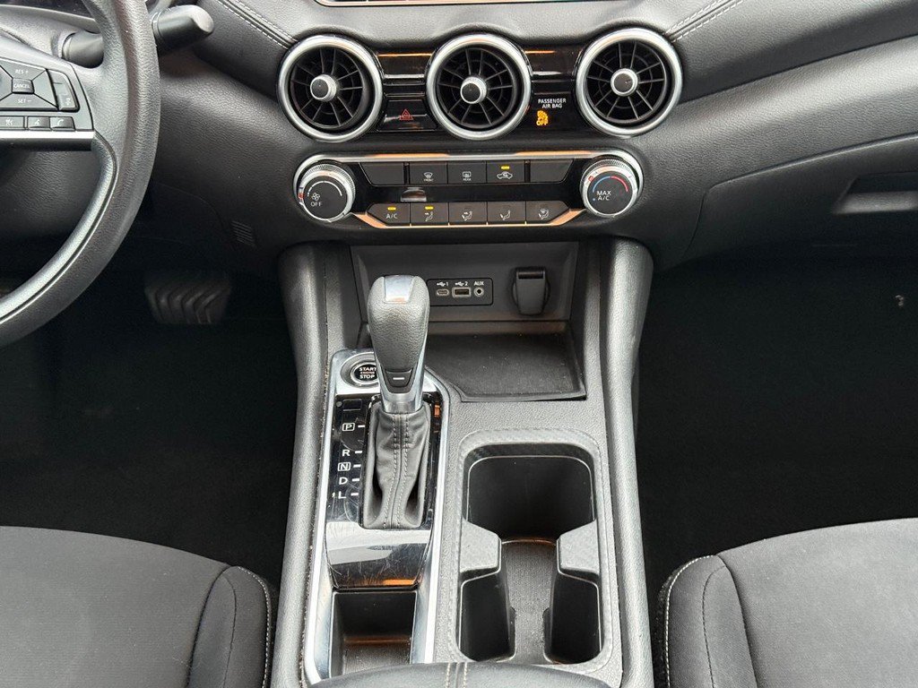 Used 2024 Nissan Sentra SV FWD image 10