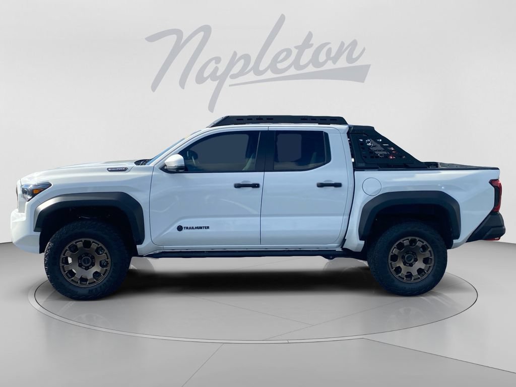 Used 2024 Toyota Tacoma 4x4 Double Cab Hybrid image 2