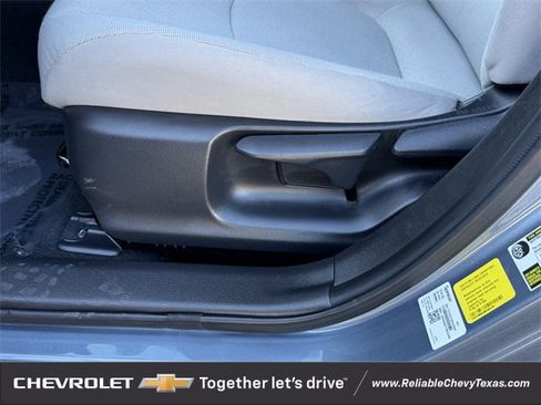 Used 2022 Toyota Corolla LE image 24