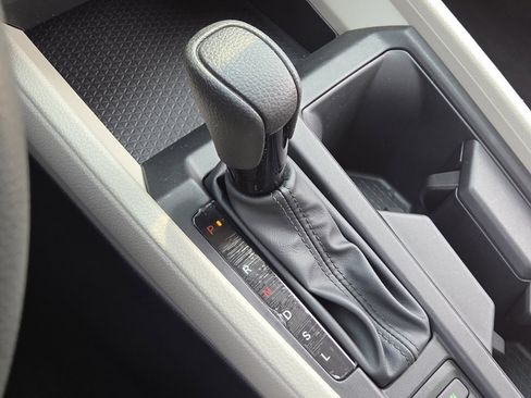 Used 2024 Honda Accord EX image 31