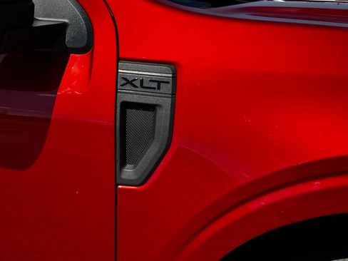 Used 2023 Ford Maverick XLT w/ Black Appearance Package image 23