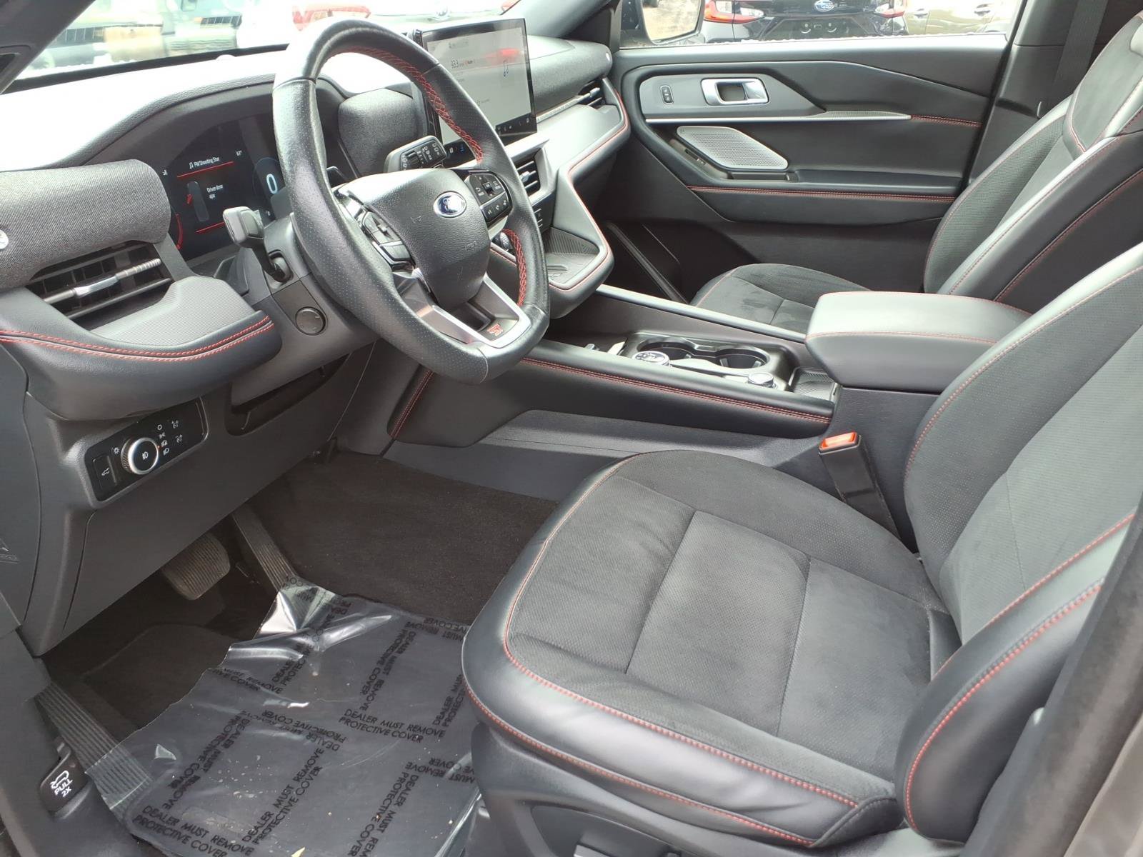 Certified 2025 Ford Explorer ST AWD/4WD image 12