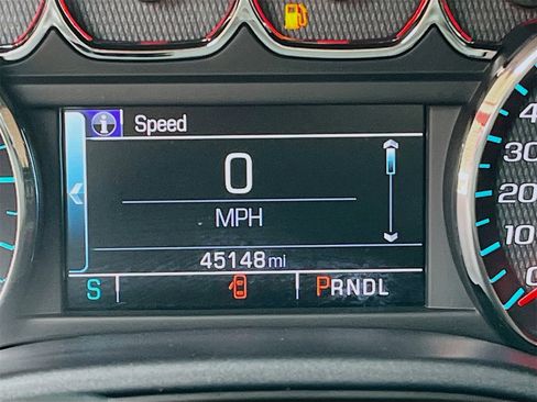 Used 2018 Chevrolet Silverado 1500 LT w/ All Star Edition image 12