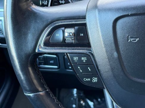 Used 2019 Lincoln Navigator Reserve w/ Cargo Package image 31