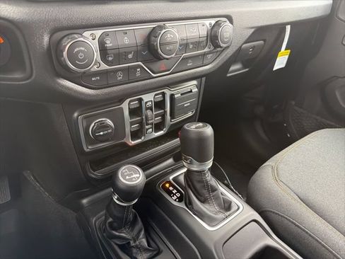 New 2026 Jeep Wrangler Unlimited Sport AWD/4WD image 17