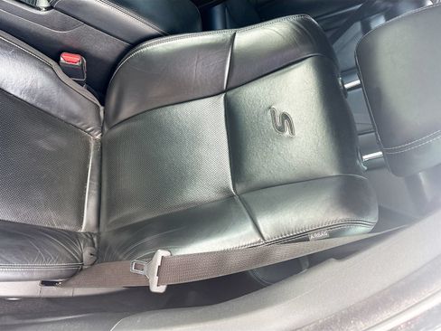 Used 2023 Chrysler 300 S w/ Comfort Group RWD image 20