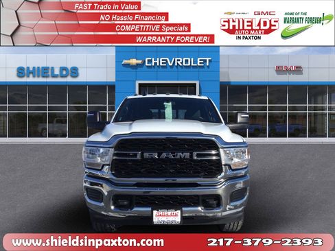Used 2024 RAM 2500 Tradesman w/ Chrome Appearance Group image 2