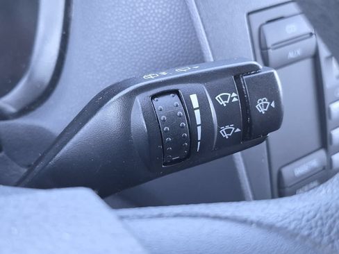 Used 2011 Ford Transit Connect XLT Premium FWD image 25