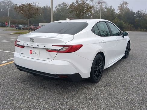 Certified 2025 Toyota Camry LE image 4