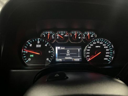 Used 2015 Chevrolet Suburban LT AWD/4WD image 20