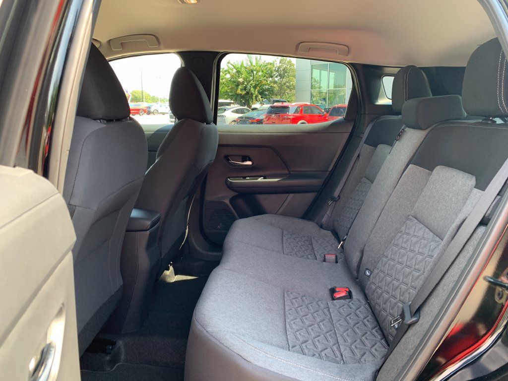 New 2027 Nissan Kicks SV w/ SV Premium Package FWD image 20