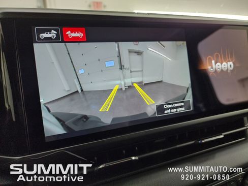 New 2025 Jeep Wrangler Sahara image 22