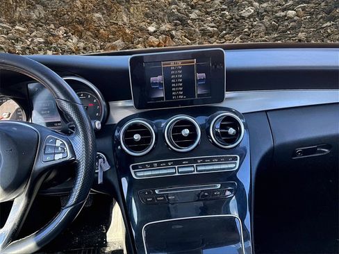 Used 2016 Mercedes-Benz C 300 Sedan image 6