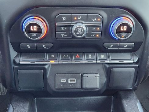 Used 2022 Chevrolet Silverado 1500 RST w/ Bed Protection Package image 19