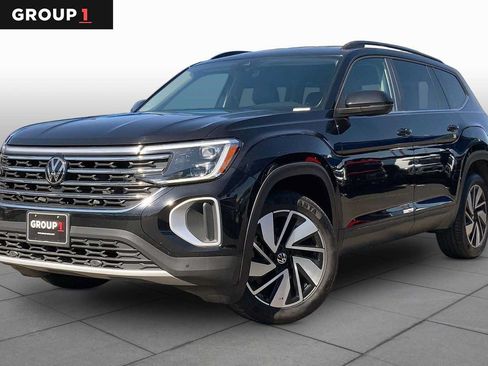 Used 2024 Volkswagen Atlas SE AWD/4WD image 1