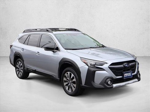 Used 2023 Subaru Outback Limited AWD/4WD image 3
