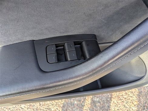 Used 2022 Tesla Model 3 Performance image 19