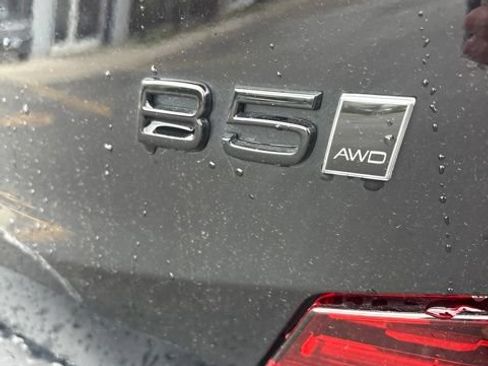 Used 2024 Volvo S60 B5 Plus AWD/4WD image 5