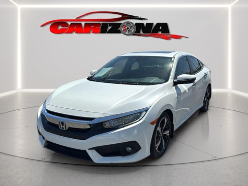 Used 2018 Honda Civic Touring image 10