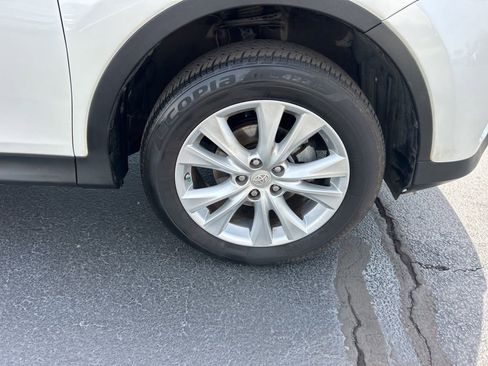 Used 2013 Toyota RAV4 Limited image 25