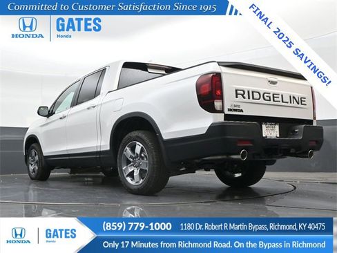 New 2025 Honda Ridgeline RTL image 48