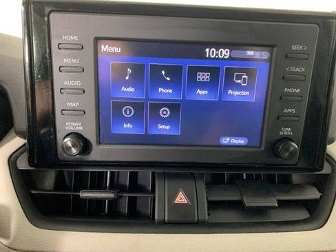 Used 2019 Toyota RAV4 XLE w/ Convenience Package image 24