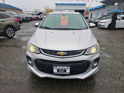 Used 2017 Chevrolet Sonic LT image 2