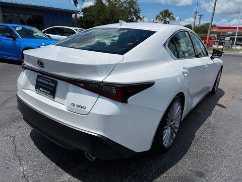 Used 2025 Lexus IS 300 w/ Premium Package RWD image 5