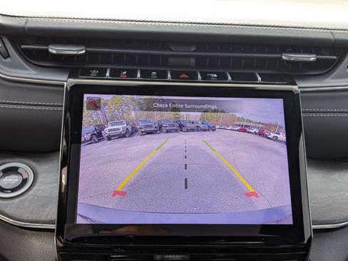 Certified 2024 Jeep Grand Cherokee L Overland w/ Trailer Tow Package image 25