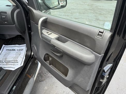 Used 2009 Chevrolet Silverado 1500 LT image 12