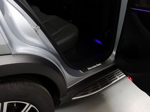 Certified 2025 Mercedes-Benz GLE 450 4MATIC image 35