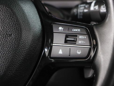 Used 2024 Honda Pilot Touring image 14