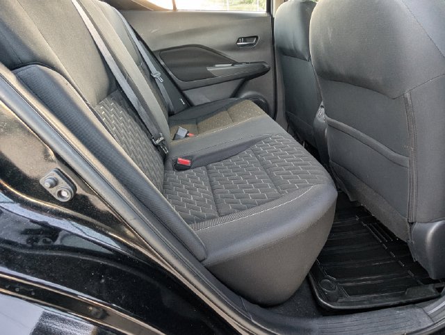 Used 2021 Nissan Kicks SV FWD image 30