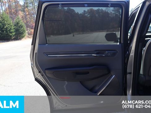 Used 2024 Kia EV9 GT-Line image 23