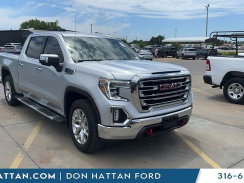Used 2021 GMC Sierra 1500 SLT w/ SLT Convenience Package AWD/4WD image 2