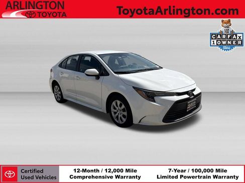 Used 2025 Toyota Corolla LE FWD image 1