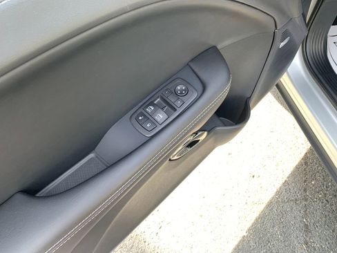 Used 2023 Dodge Challenger SRT Hellcat RWD image 19