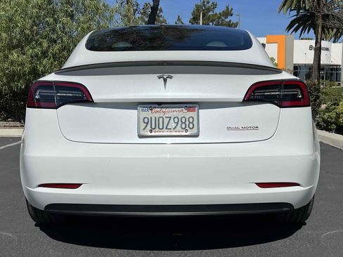 Used 2022 Tesla Model 3 Performance image 36