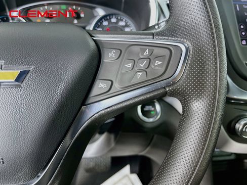 Used 2024 Chevrolet Equinox LS w/ LS Convenience Package FWD image 17