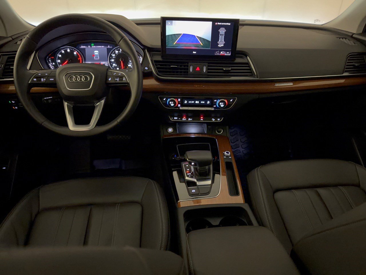 Used 2023 Audi Q5 2.0T Premium w/ Convenience Package AWD/4WD image 17