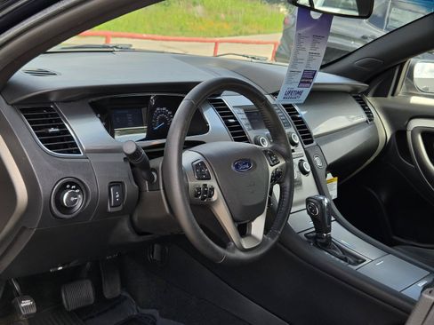 Used 2016 Ford Taurus SEL FWD image 13