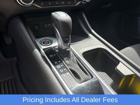 Used 2025 Nissan Sentra SV w/ All-Weather Package FWD image 25