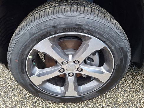 New 2026 Jeep Grand Cherokee L Limited image 4